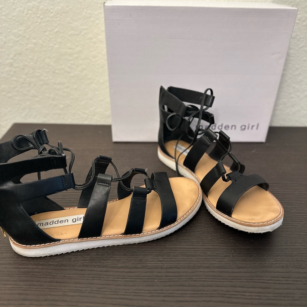 Madden Girl Black Sandals Sleek and Versatile